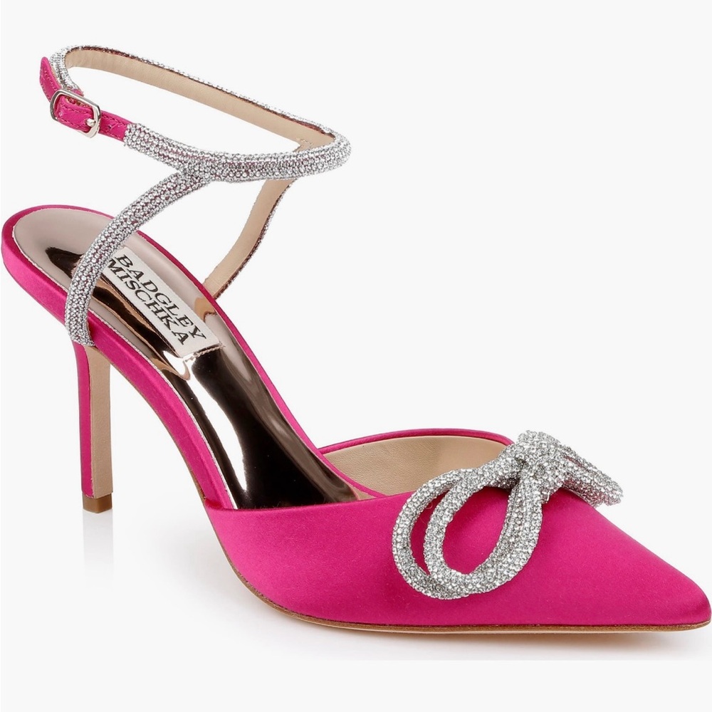 Badgley Mischka Collection Jasmine Pointed Toe
Pump - Size 7 1/2